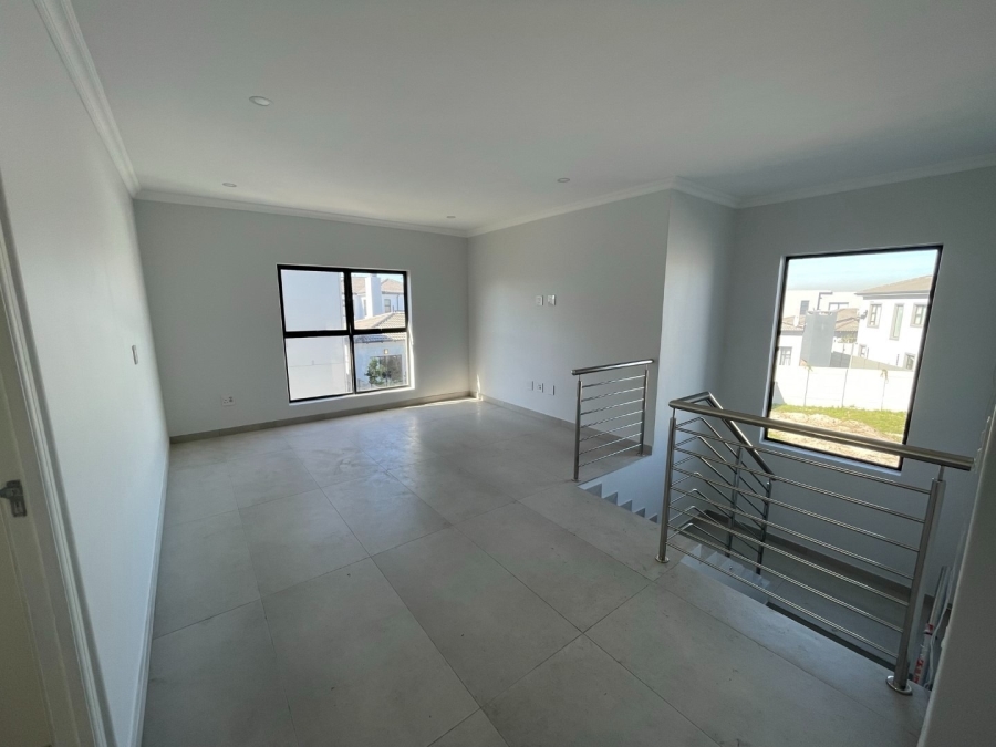 4 Bedroom Property for Sale in Sandown Western Cape